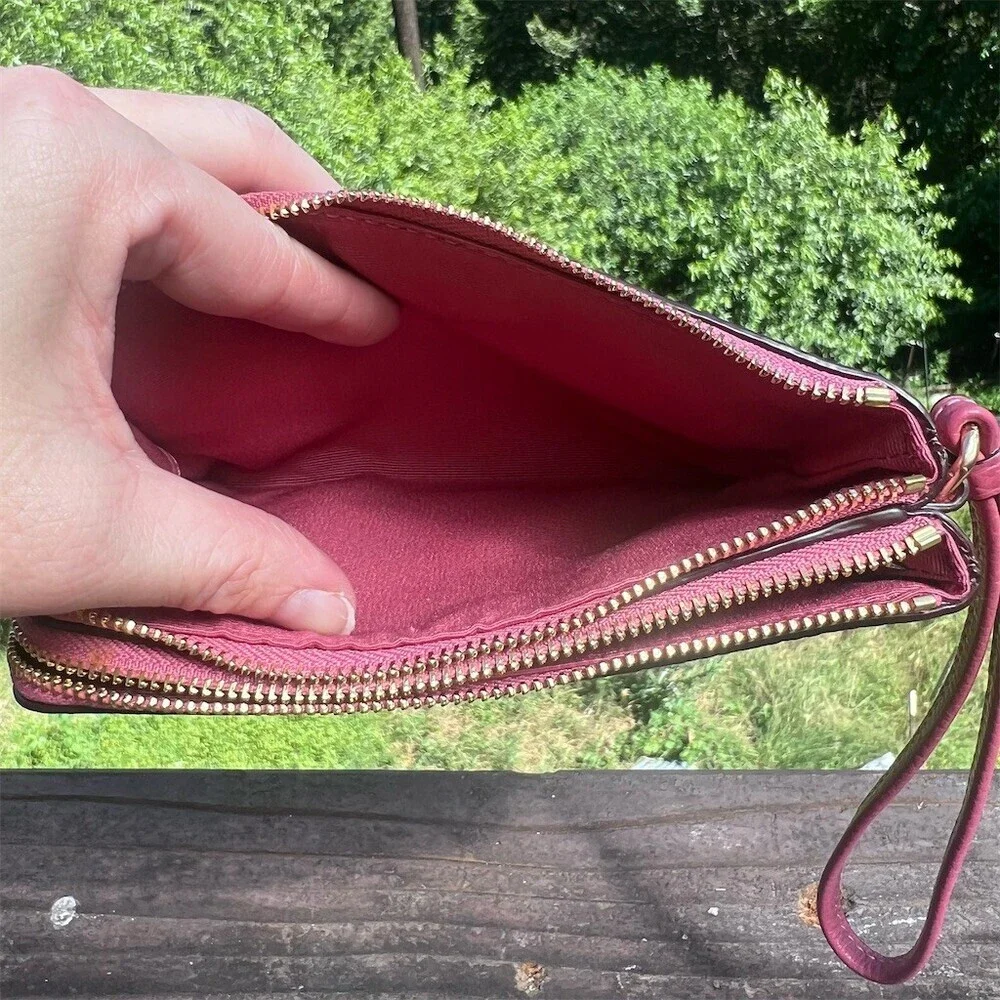 COACH Pebbled Leather Wristlet Double Zip Cardholder Wallet Pink w Gold Hardware